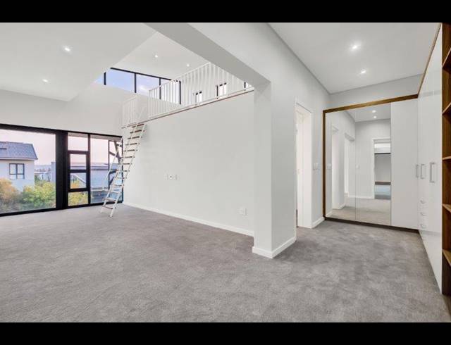 5 BEDROOM HOUSE FOR SALE IN STEYN CITY
